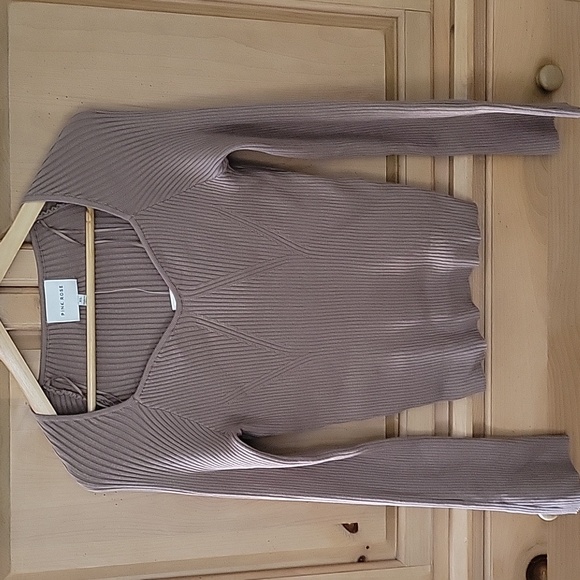 Pink Rose Ribbed Knit Taupe Sweater - Picture 1 of 4